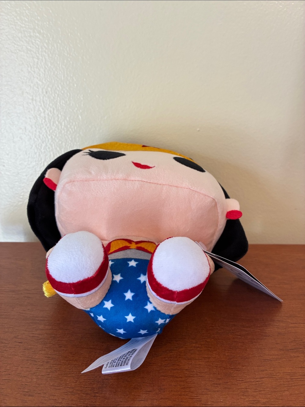 Funko Pop! Wonder Woman 80th Anniversary Plushie - Picture 5 of 9